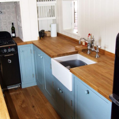 Solid Wood Kitchens & Bespoke Kitchen Furniture