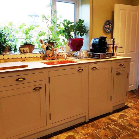 Solid Wood Kitchens & Bespoke Kitchen Furniture