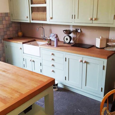 Solid Wood Kitchens & Bespoke Kitchen Furniture