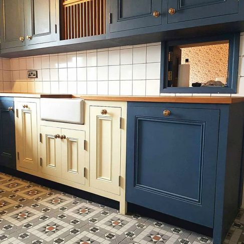 Solid Wood Kitchens & Bespoke Kitchen Furniture