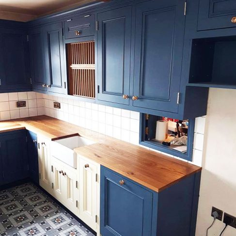 Solid Wood Kitchens & Bespoke Kitchen Furniture